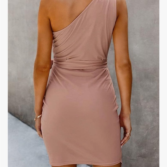 NWT | Pretty Garden (Amazon) | 1 shoulder, asymmetrical, wrap dress | Pink | L - Picture 2 of 4